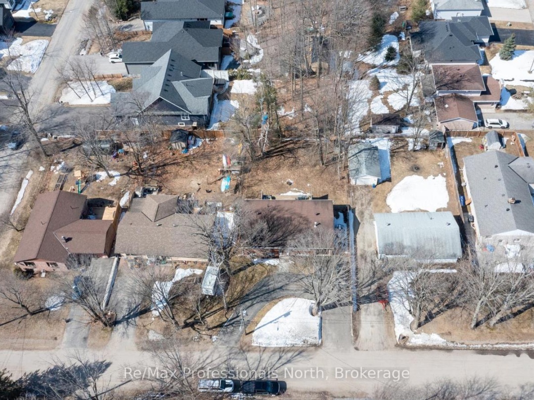 455 LOUISE STREET, Gravenhurst (Muskoka (S))