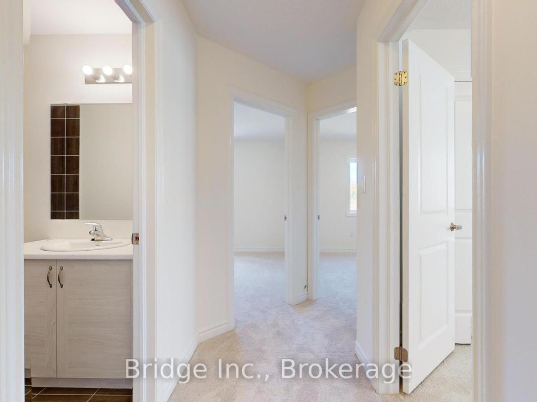 12 HILLCROFT WAY, 