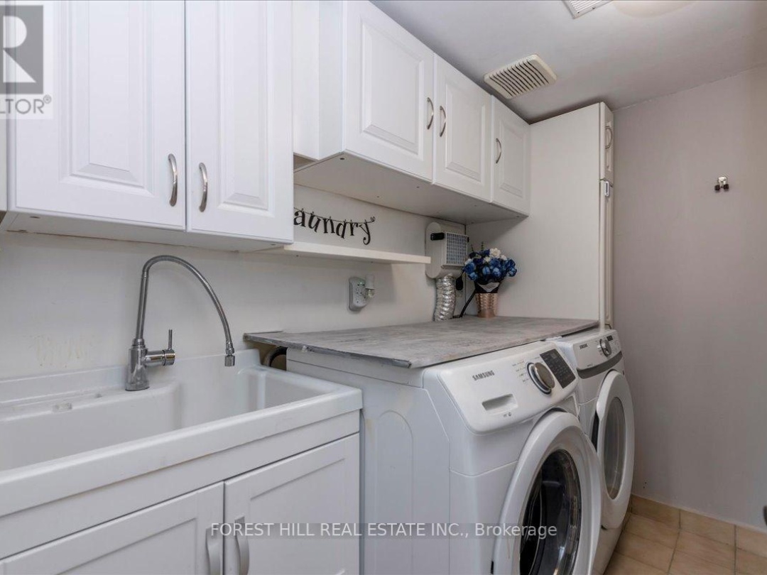 8 - 100 LAGUNA PARKWAY, 