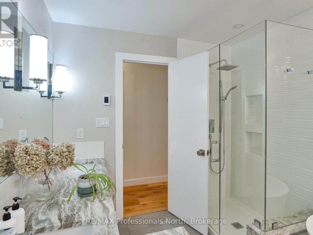 225 BLANCHARD STREET W, Gravenhurst (Muskoka (S))