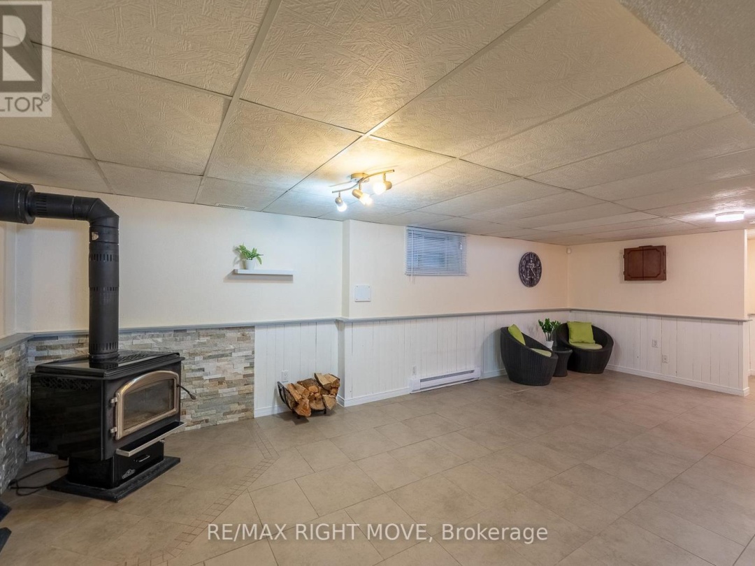 3304 GOLDSTEIN ROAD, Severn (West Shore)