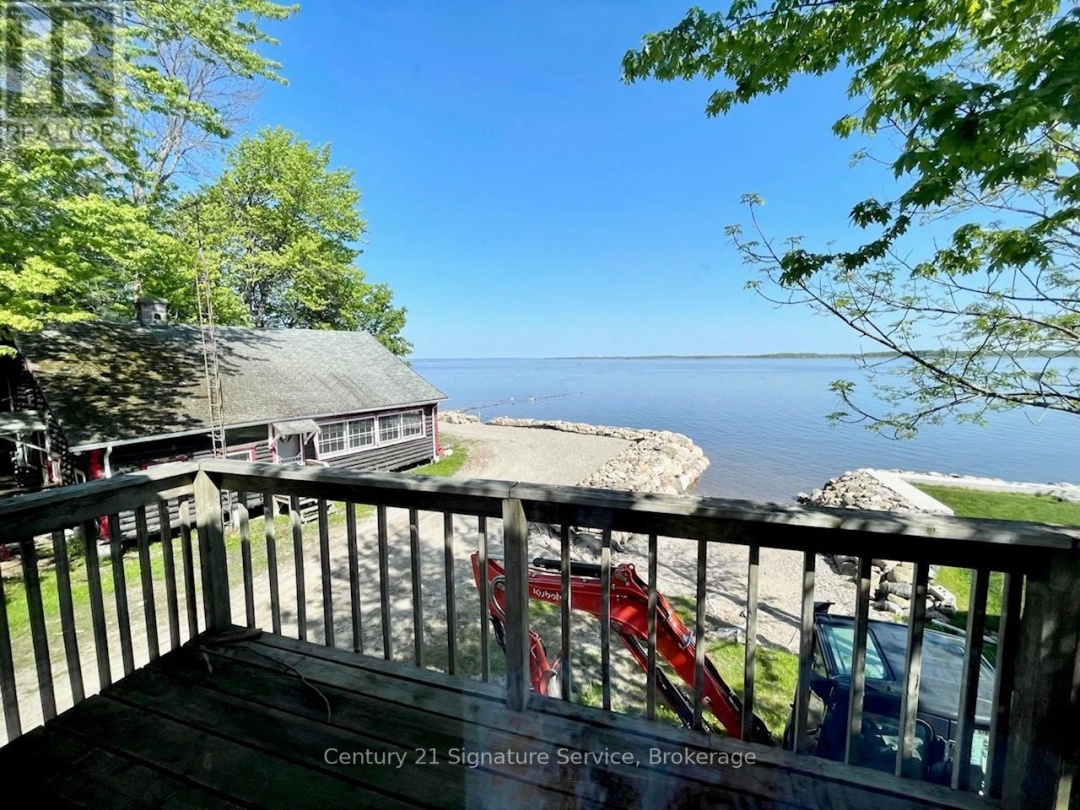 264 ROBINS POINT ROAD, Georgian Bay