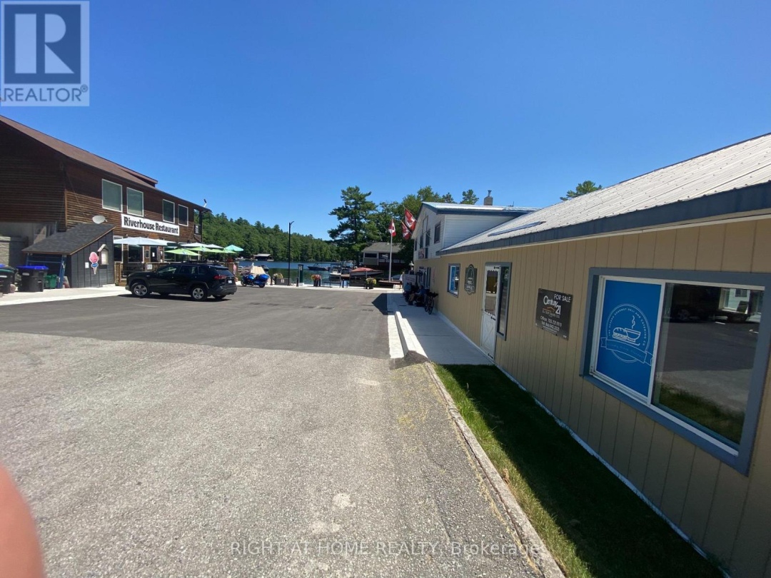 1725 EARL HAID AVENUE, Severn River