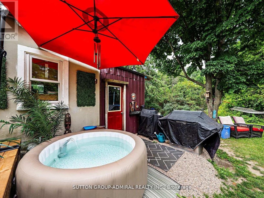 1662 PENLEY ROAD, Severn