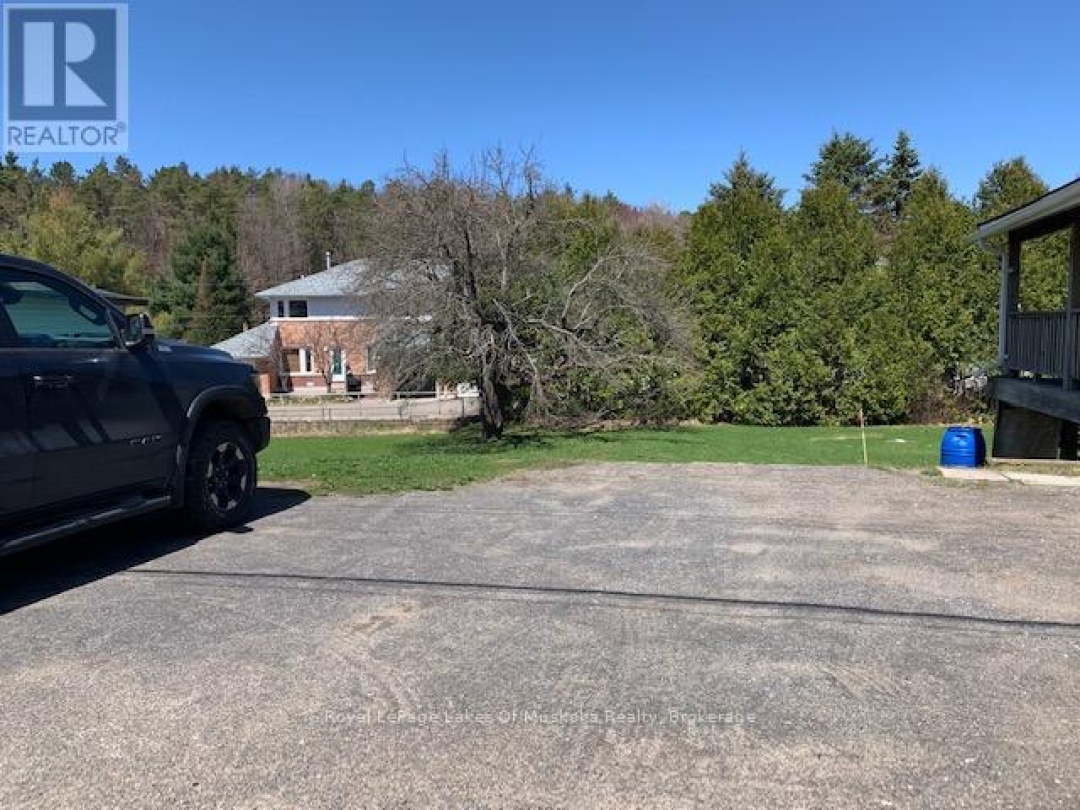 64 WEST ROAD, Huntsville (Chaffey)