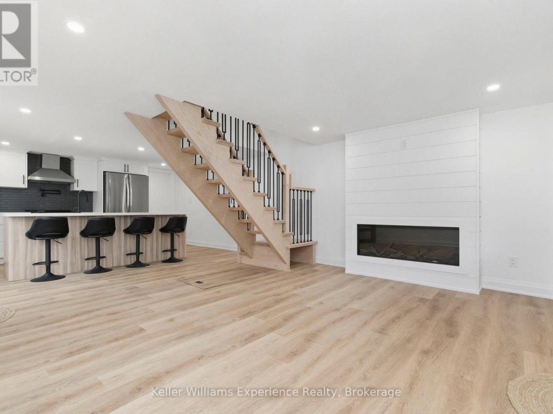 3355 MUSKOKA STREET, Severn (Washago)