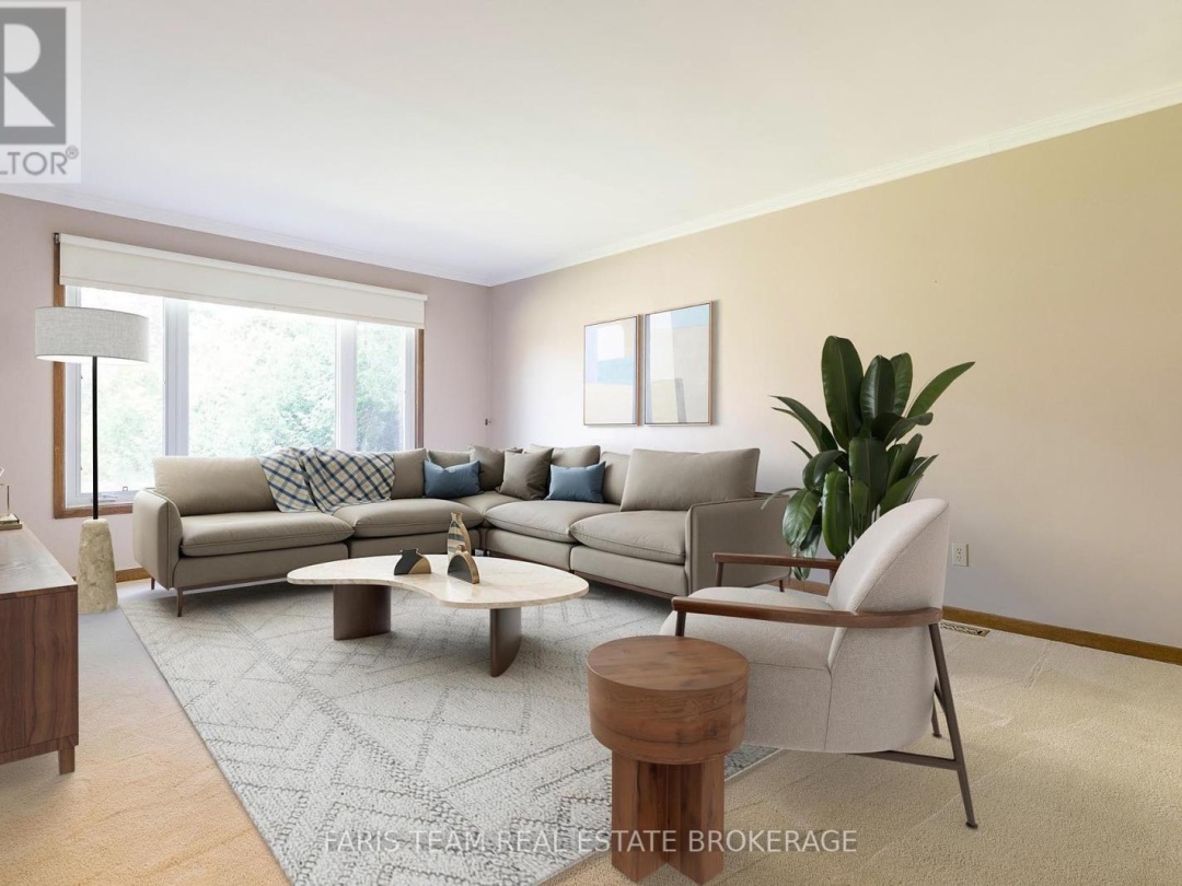 2 BAYSIDE AVENUE, 
