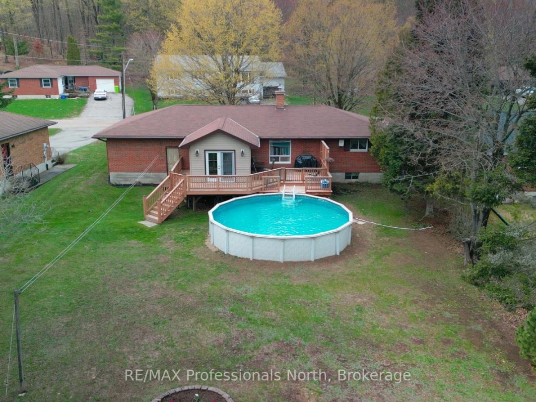 6 KNOB HILL COURT, Minden Hills (Anson)