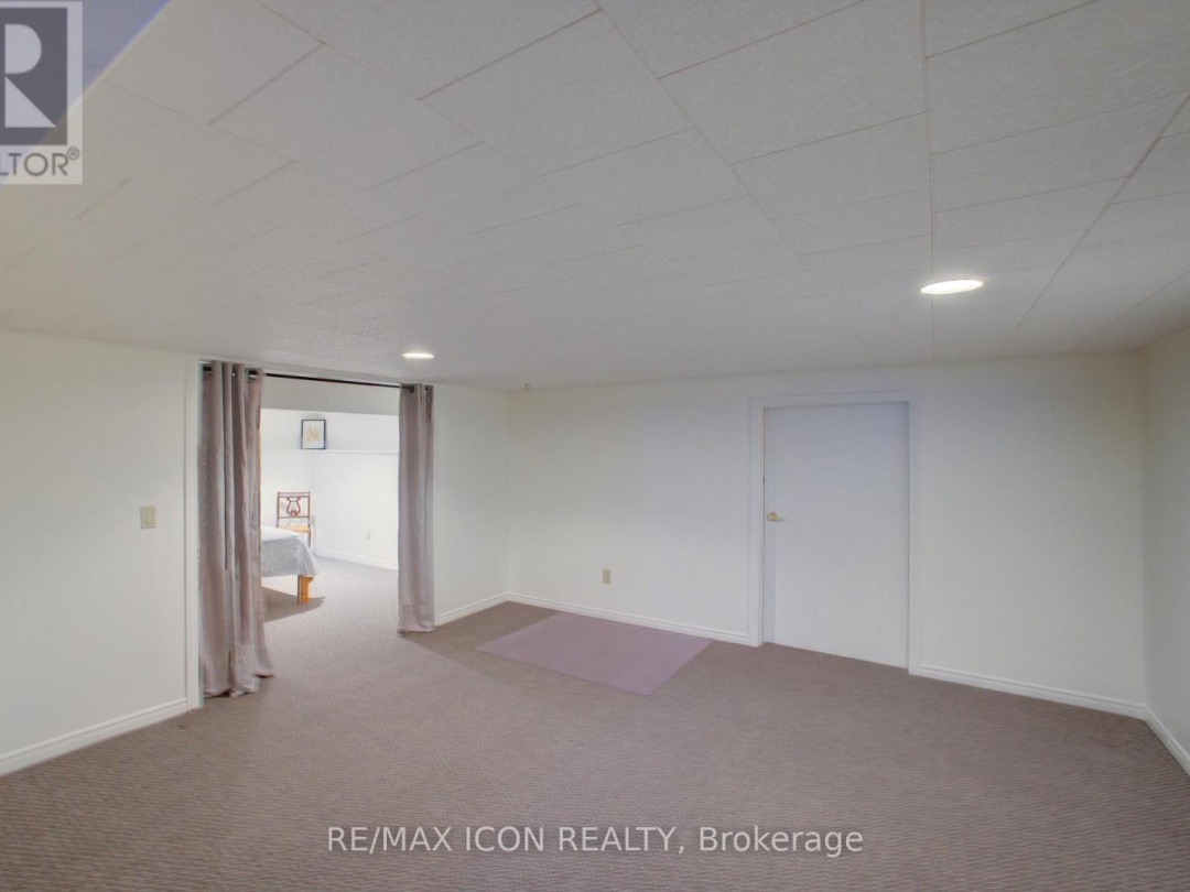 54 SPRINGWOOD CRESCENT, 