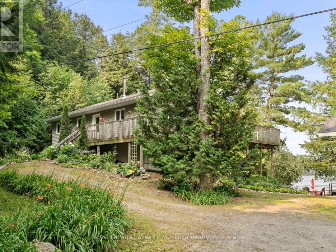 1484 SHANGRILA ROAD, 