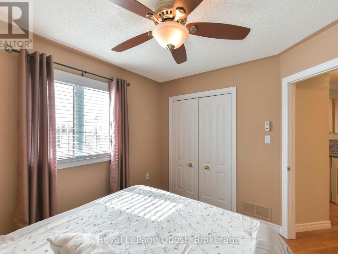 4662 ZACHARY CRESCENT, Ramara (Atherley)