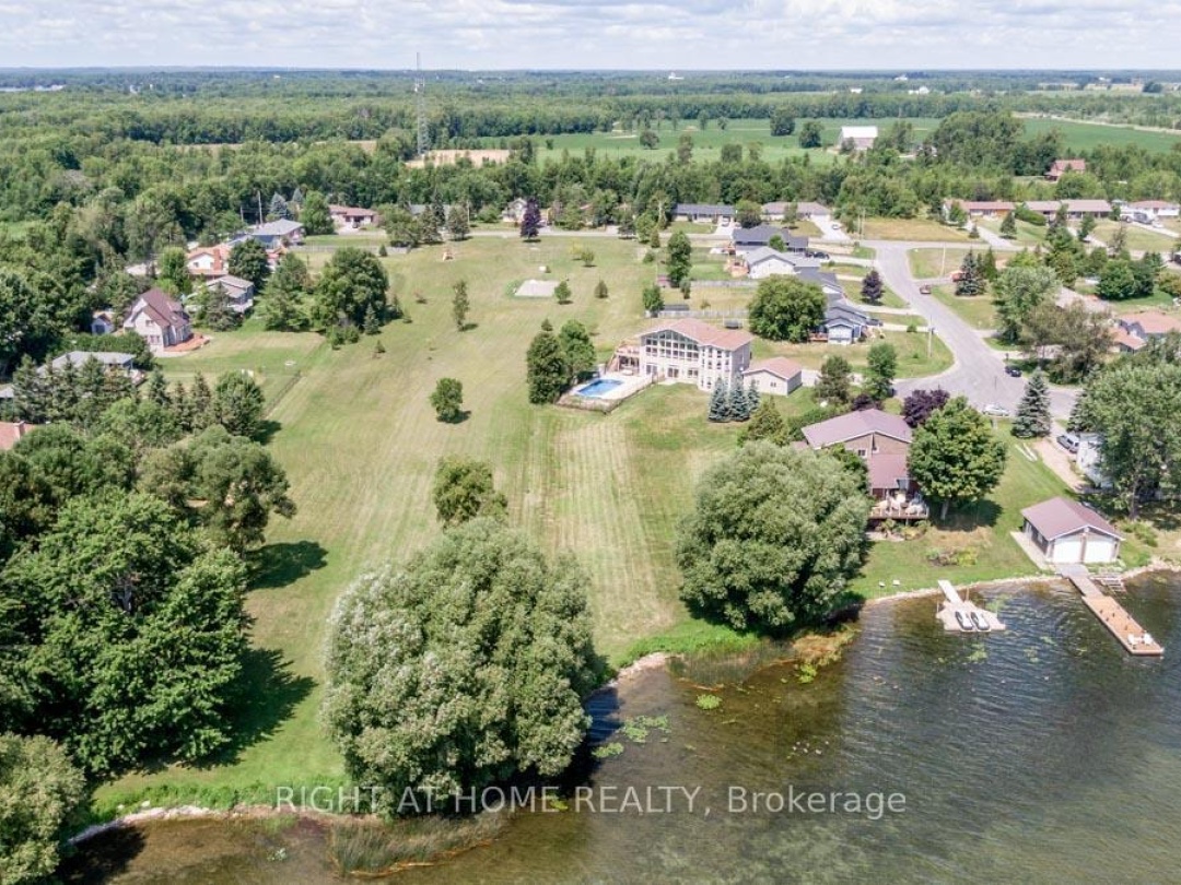 3786 TUPPY DRIVE, Lake Simcoe