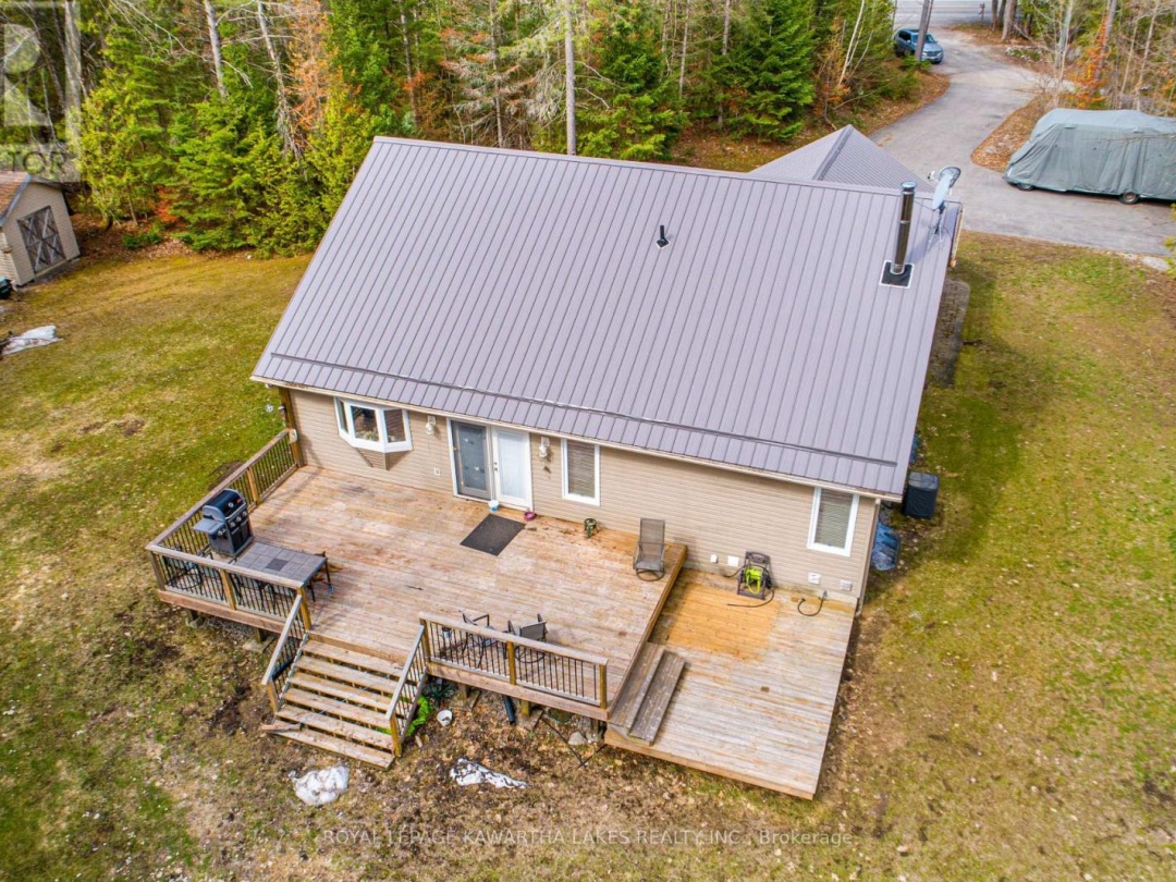 914 COUNTY RD 49, Trent Lakes