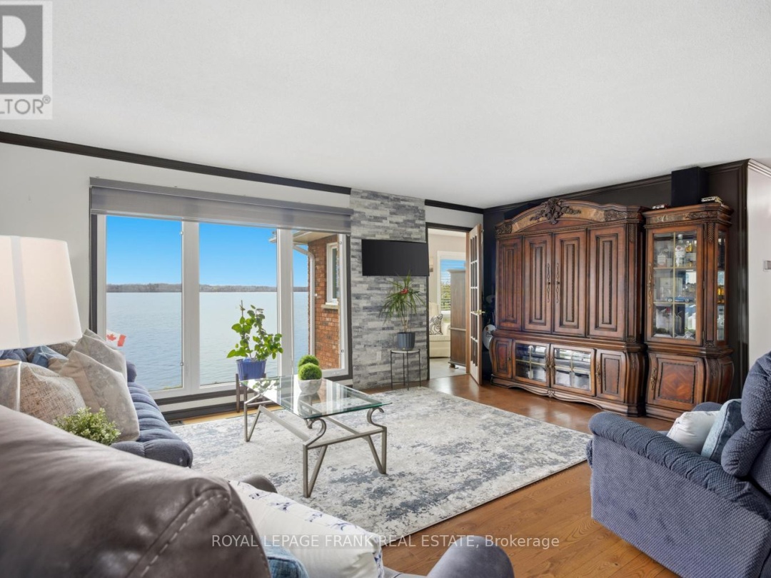 106 STARR BOULEVARD, Lake Scugog
