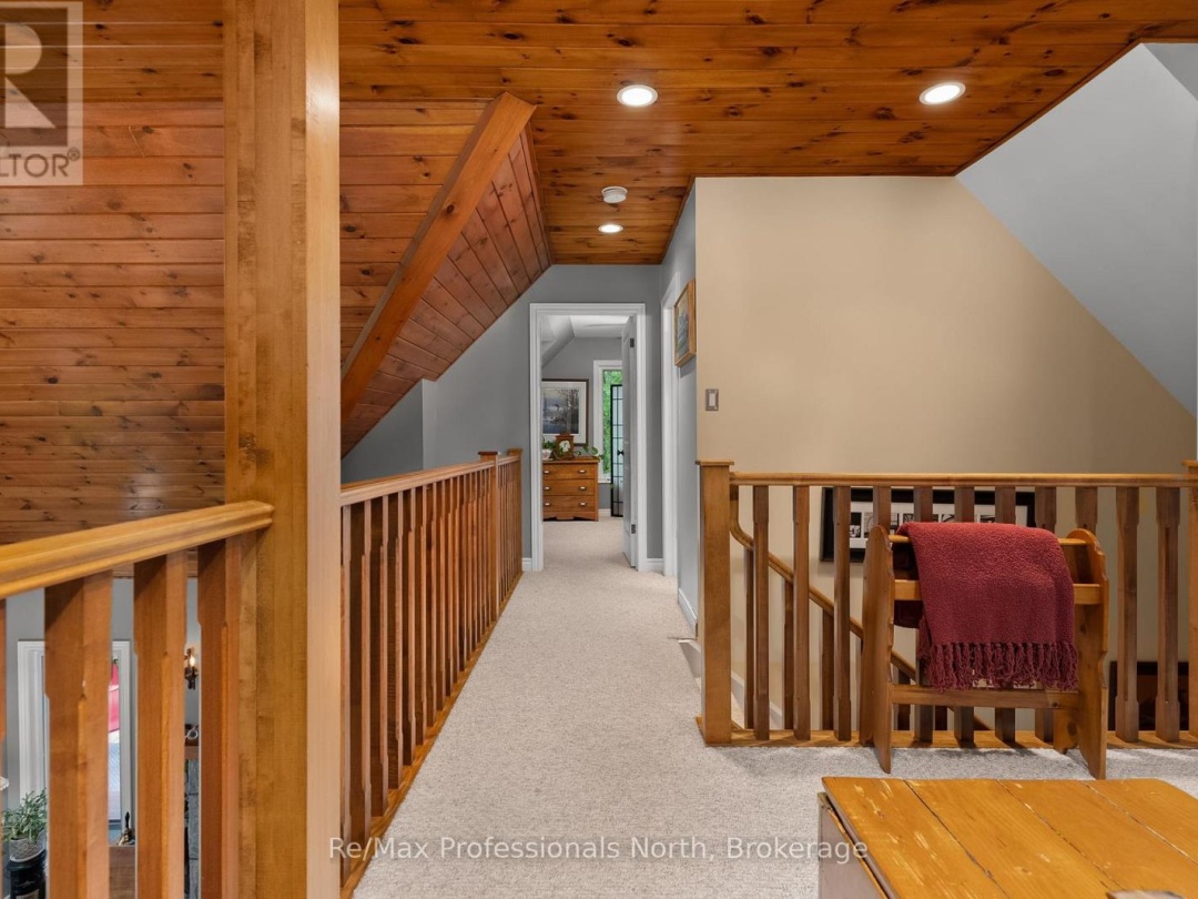 1005 LAIDLAW AVENUE, Severn River