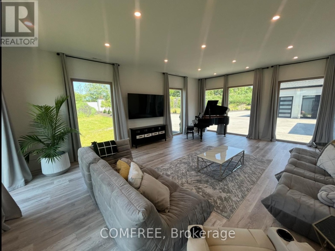4252 BURNSIDE LINE, 