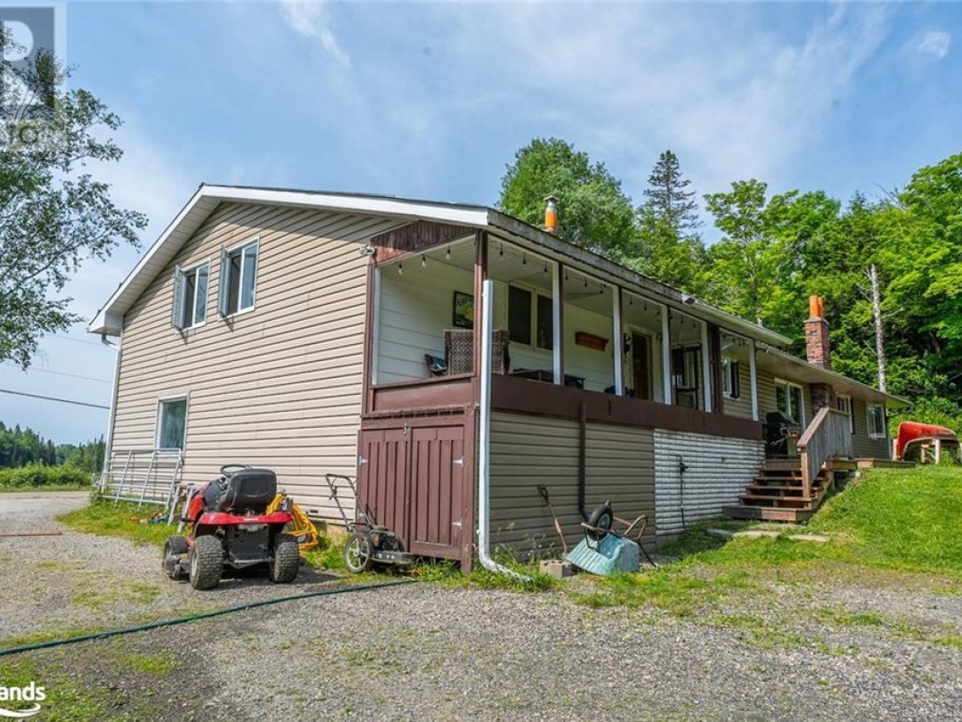 1959 Harburn Road, Haliburton