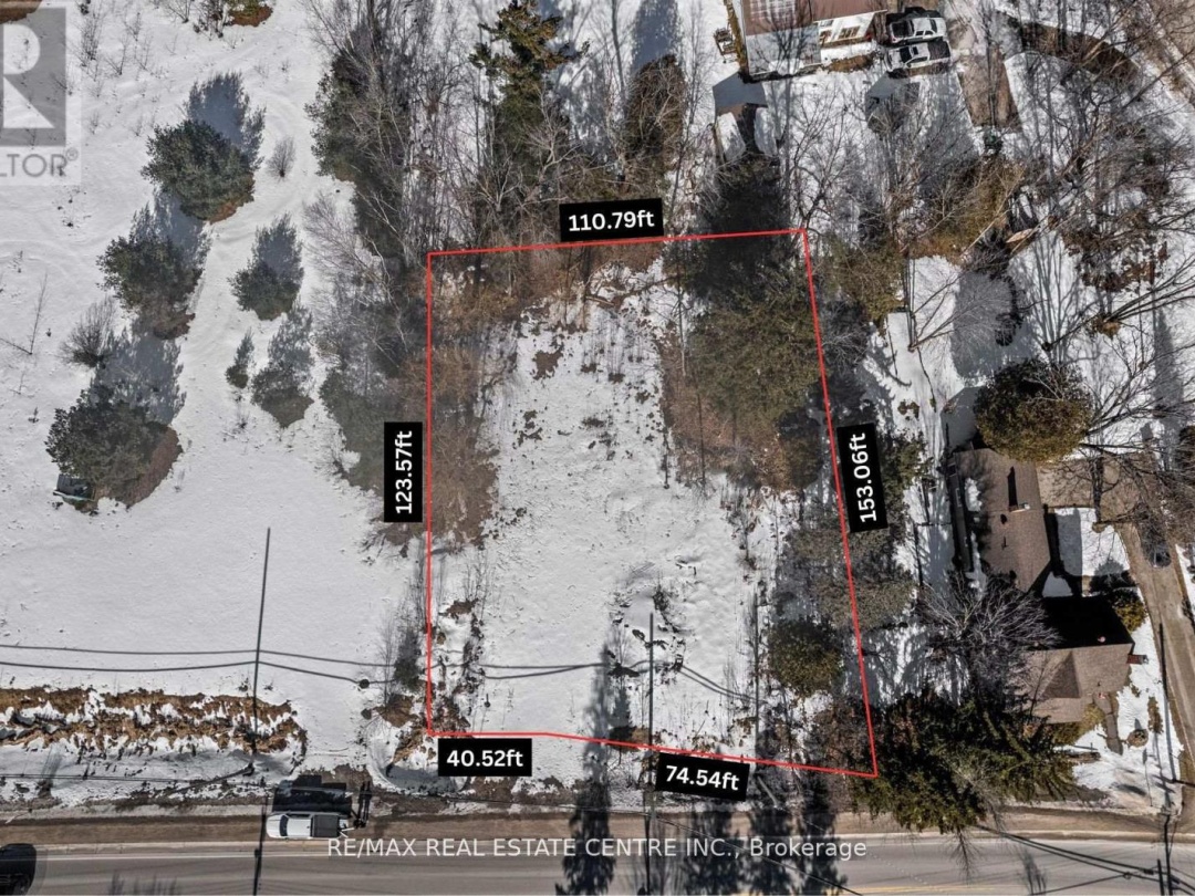 8299 County Road 169, Severn (Washago)