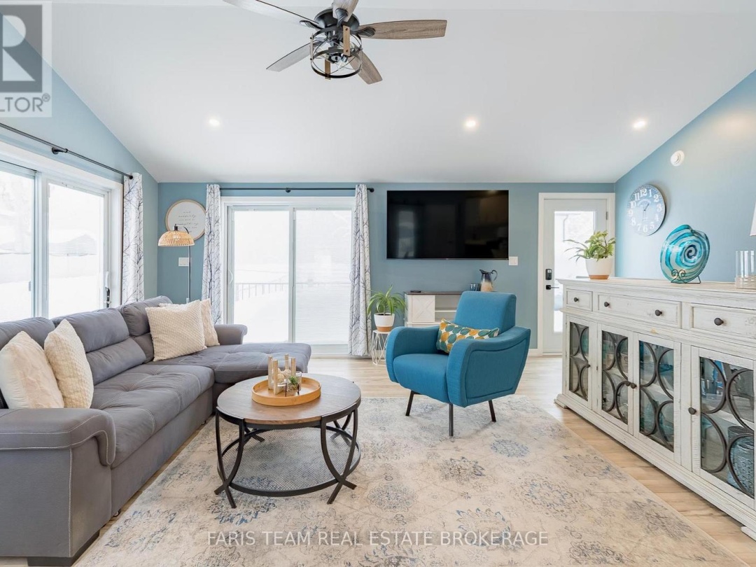 550 SECOND AVENUE, Tay (Port McNicoll)