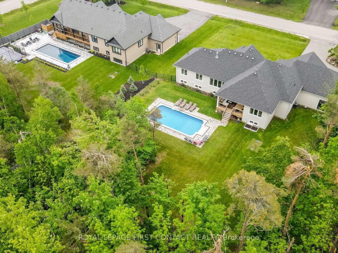 2066 ELANA DRIVE, Severn (Marchmont)