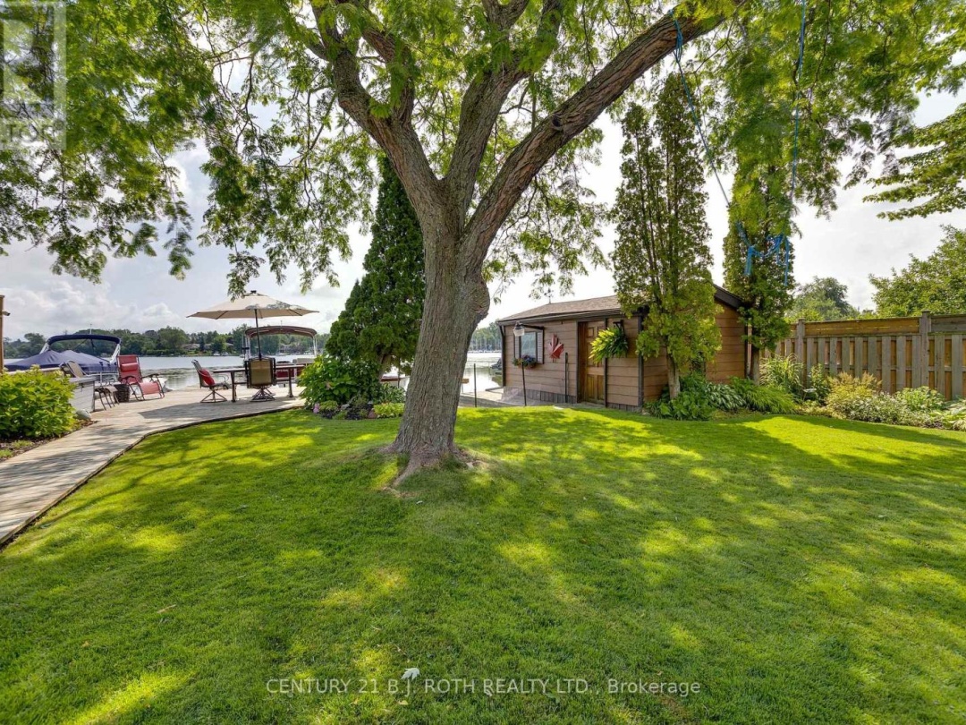 175 CEDAR ISLAND ROAD, 