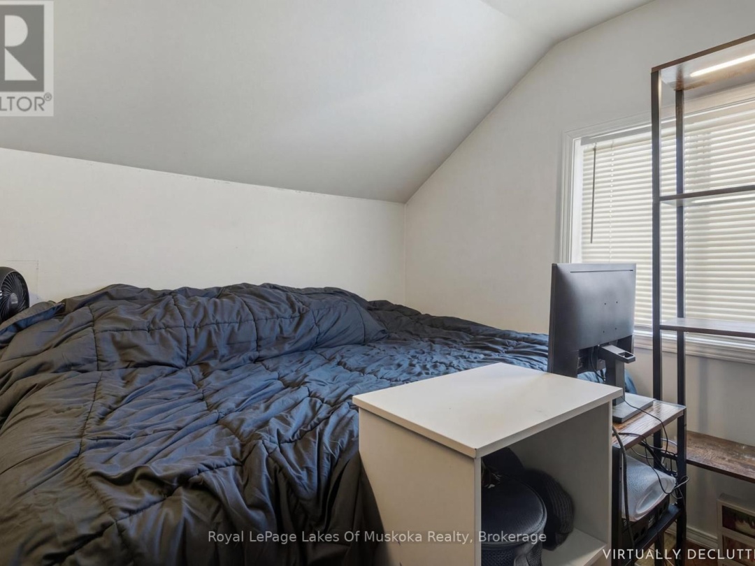 60 WEST ROAD W, Huntsville (Chaffey)