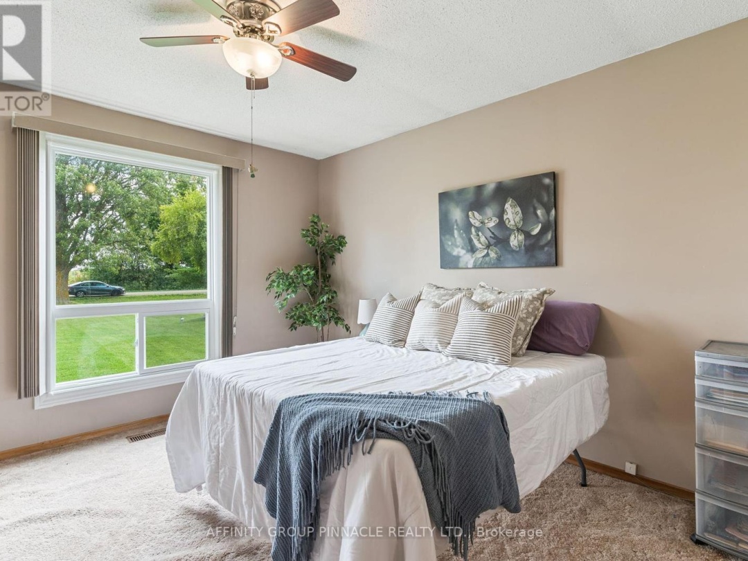 1071 OPMAR ROAD, 