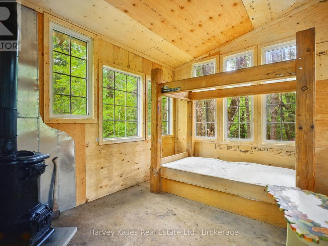 1165 PETERSON ROAD, Bracebridge (Draper)