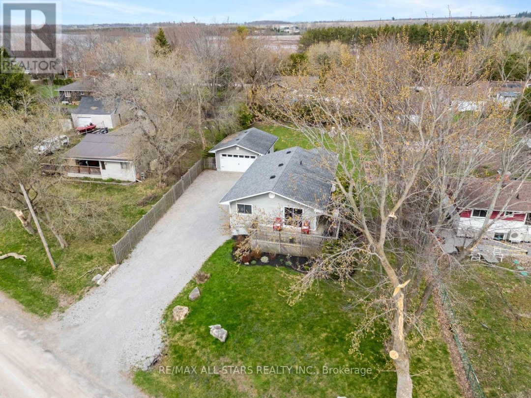 32 Newman Road, Kawartha Lakes (Mariposa)
