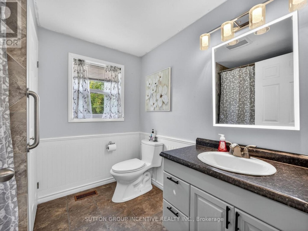 4652 PLUM POINT ROAD, 