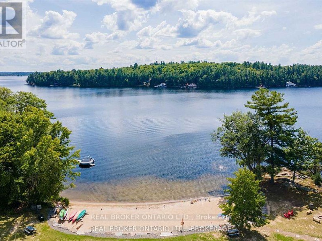 2B 1841 Muskoka Road 118 Road W, 
