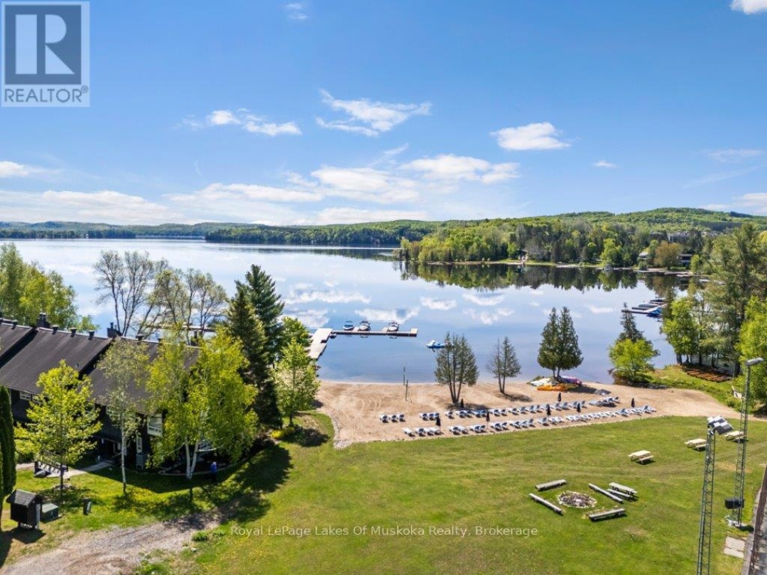 30 TURNER DRIVE, Peninsula Lake