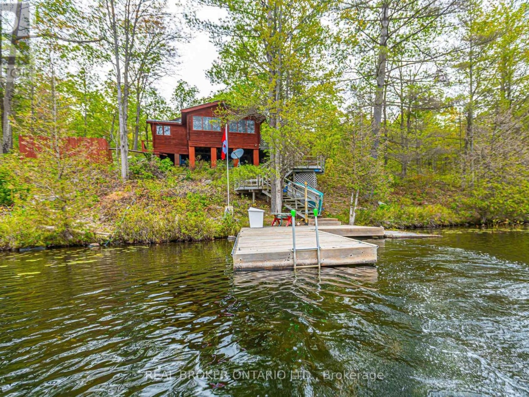 744 ISLAND 10/BAXTER LAKE, Baxter Lake