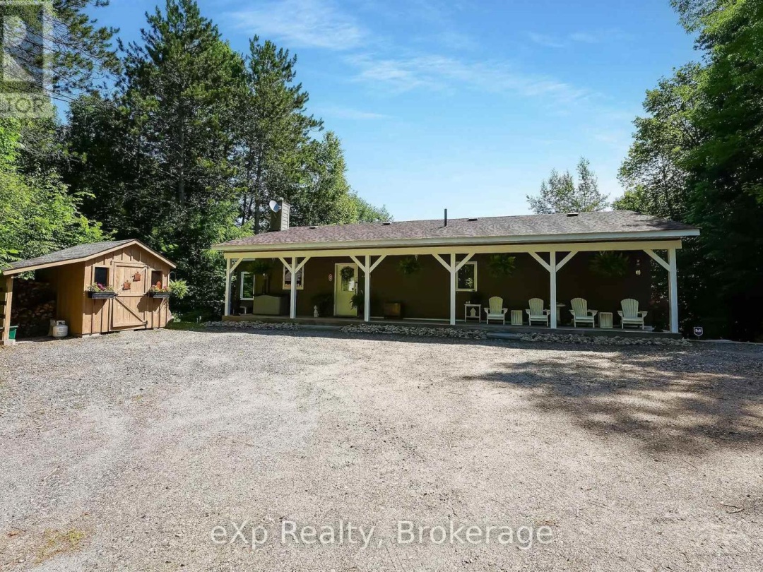 2978 KASHAGAWIGAMOG LAKE ROAD, 
