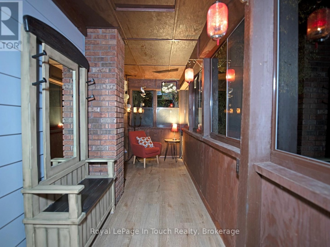 8 CYRIL MARTIN PLACE, 