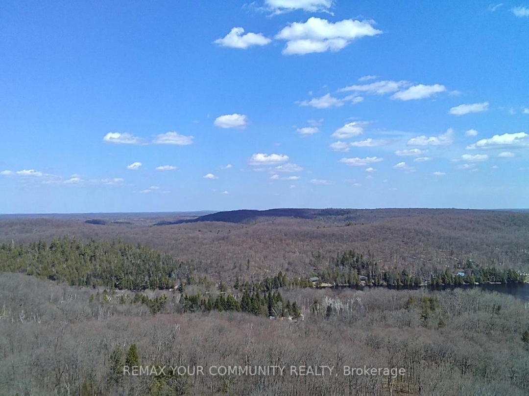 1534 SALERNO LAKE ROAD, Highlands East (Glamorgan)