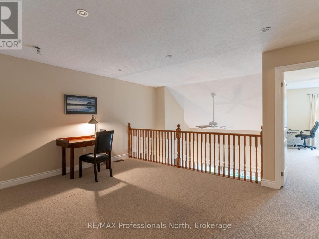 46 WEBB CIRCLE, 