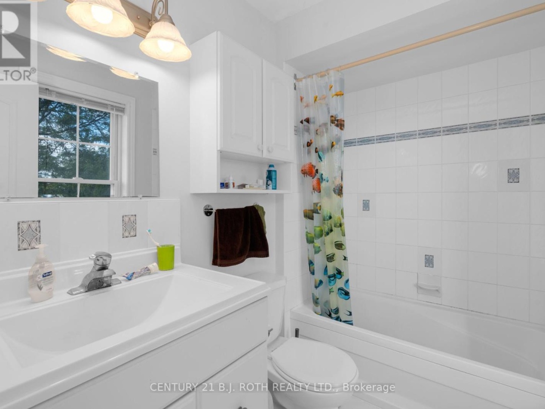 165 PARKVIEW AVENUE, 