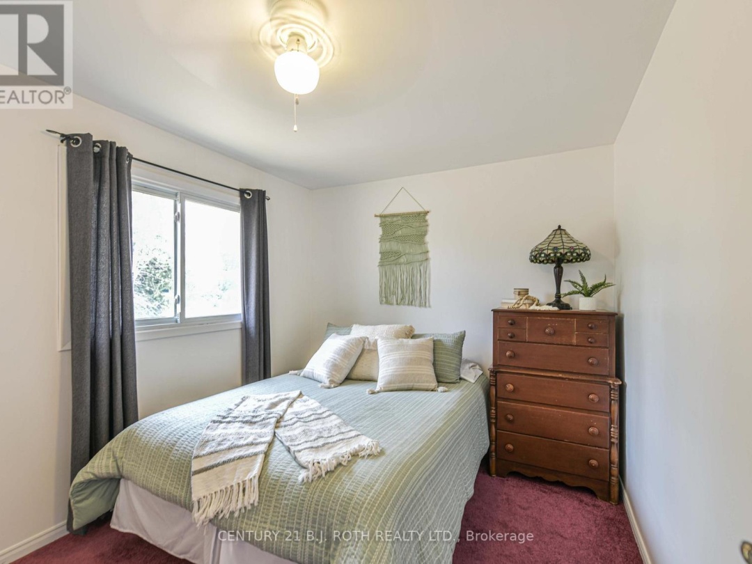 71 CAMPBELL BEACH ROAD, Dalrymple Lake