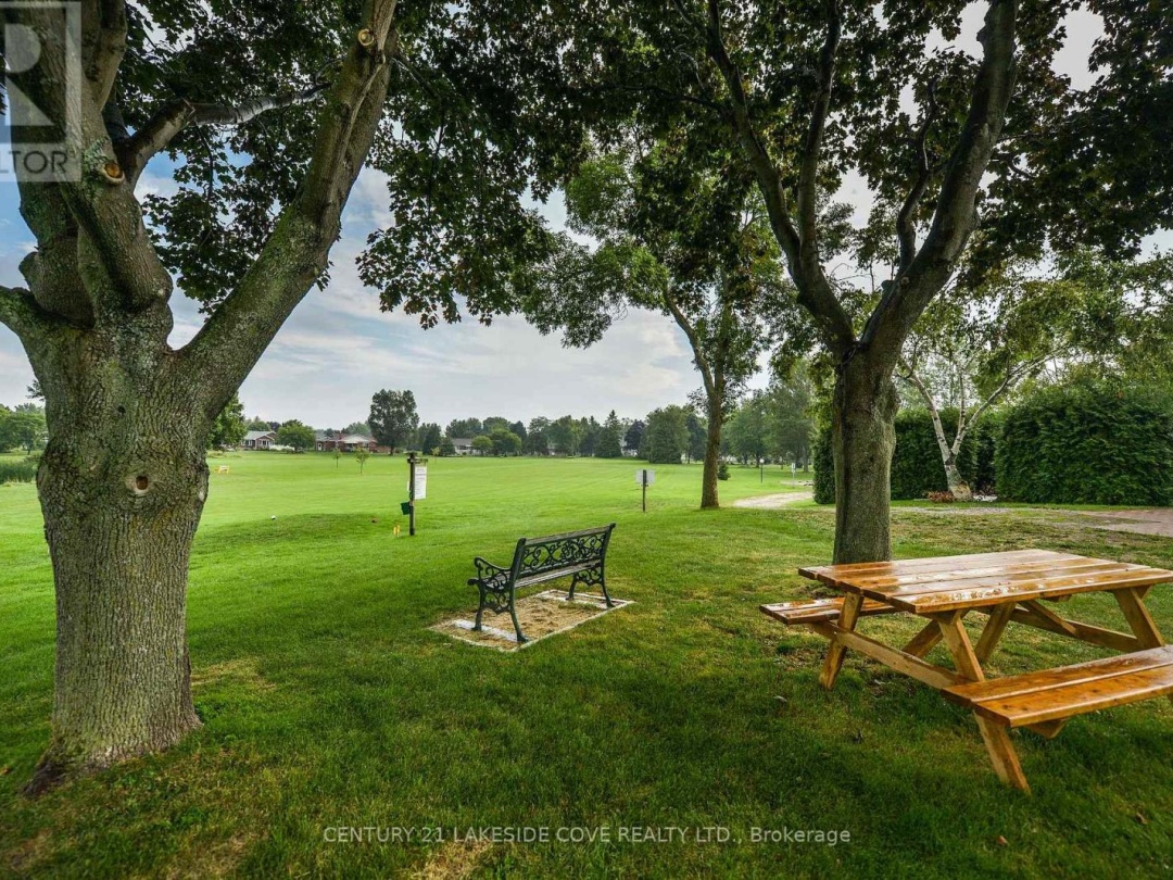 27 THICKETWOOD PLACE, Lake Simcoe