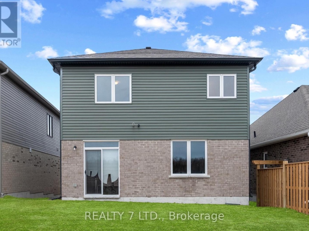 32 HILLCROFT WAY, Kawartha Lakes (Bobcaygeon)
