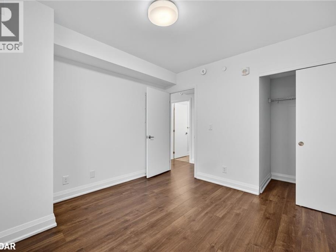 58 LAKESIDE Terrace Unit# 305, 