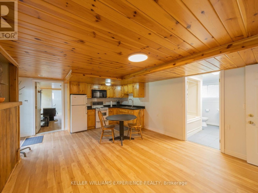 1936 PENINSULA POINT ROAD, 
