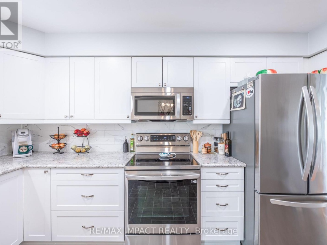 10 CEDARTREE LANE, Kawartha Lakes (Bobcaygeon)