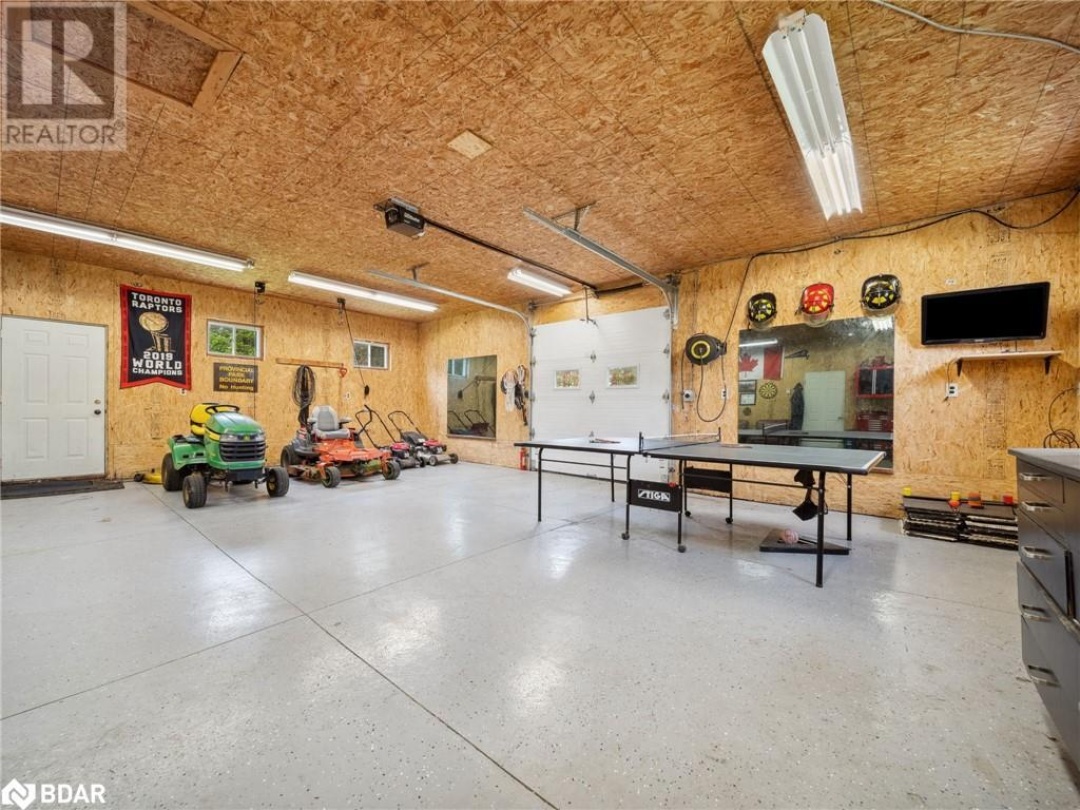 3062 TOWNLINE RR5 Line, 