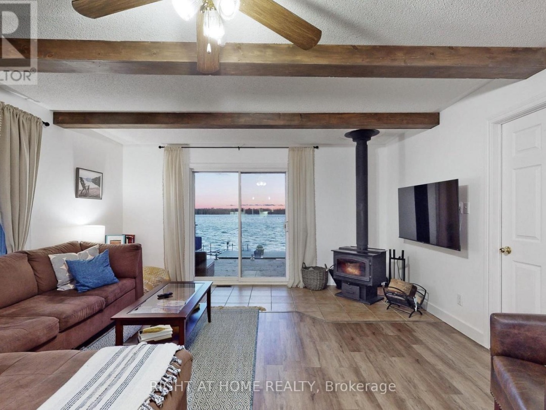 62 ANTIQUARY ROAD, Canal Lake