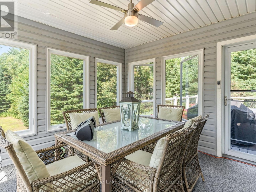 1030 SAWDUST ROAD N, 