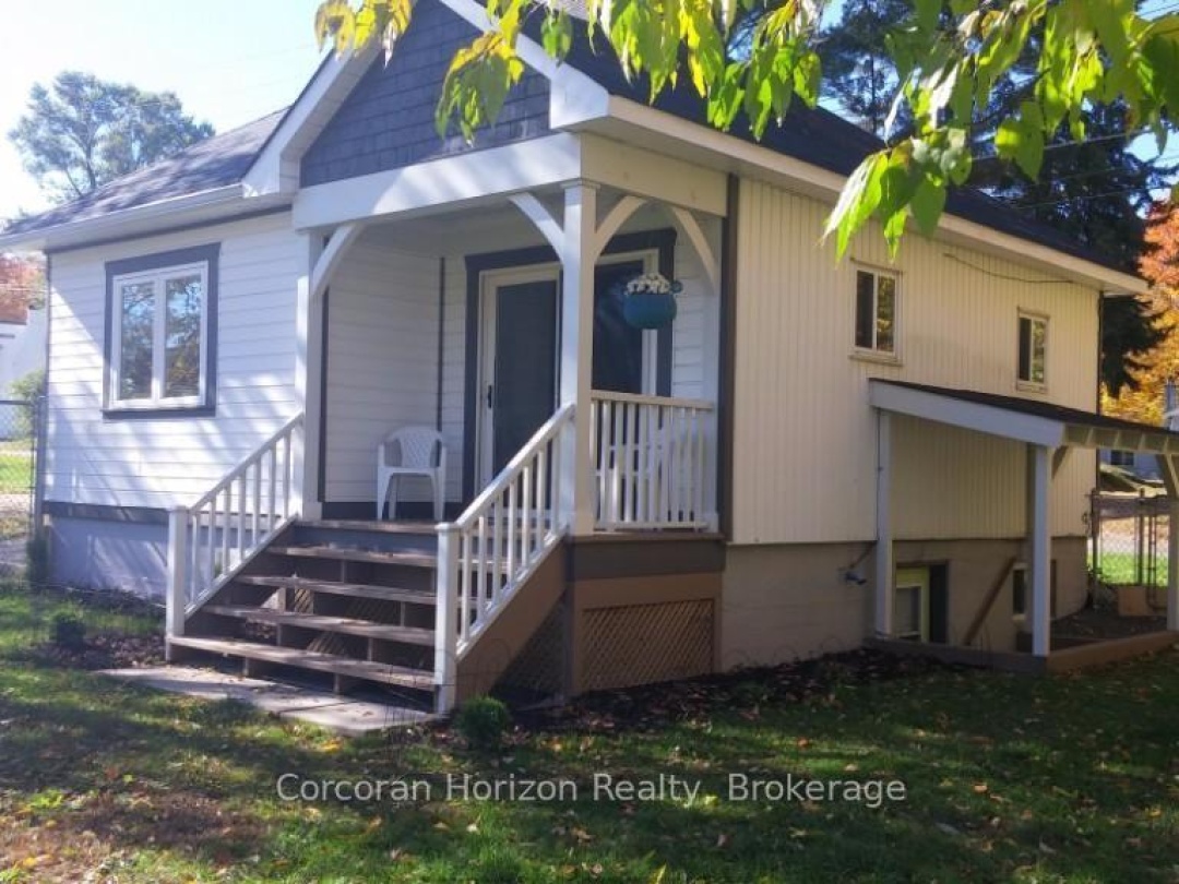 196 MAIN STREET W, Huntsville (Chaffey)