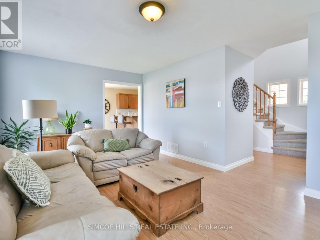 73 VANESSA DRIVE, 