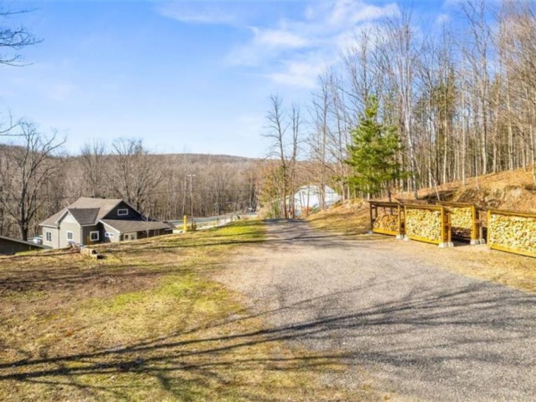 2592 Haliburton Lake Road, Haliburton